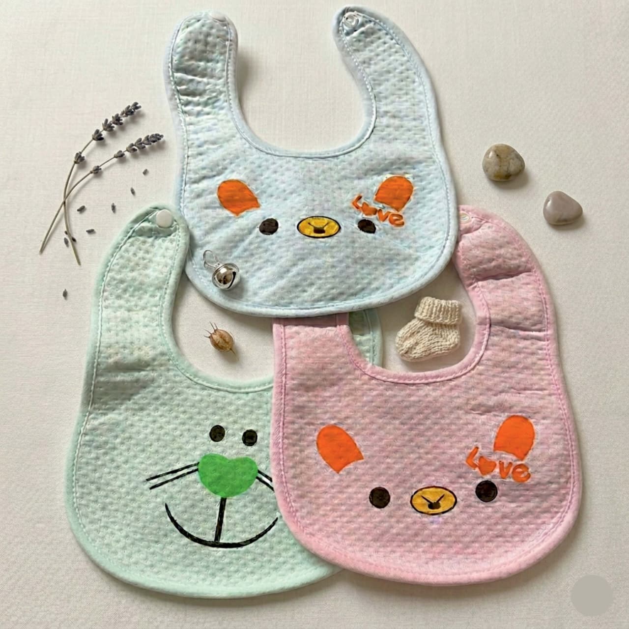 Cute Bear Baby Feeding Bib